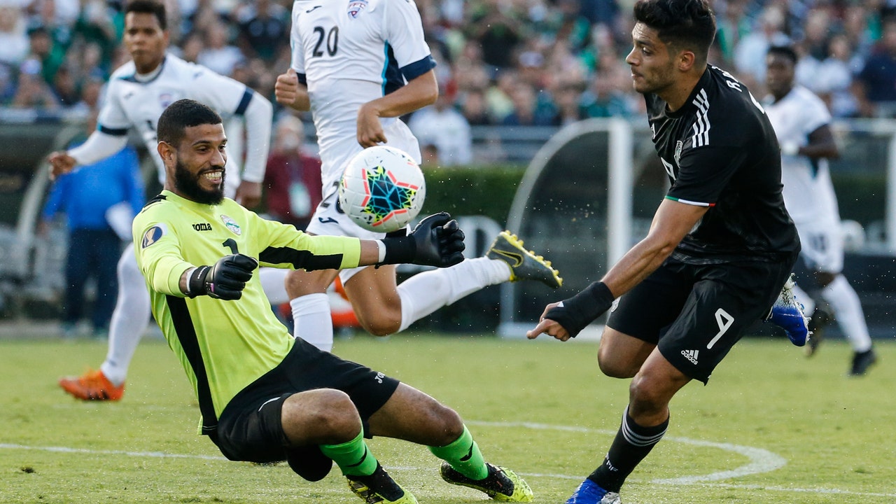 Antuna has hat trick, Mexico routs Cuba 7-0 in Gold Cup